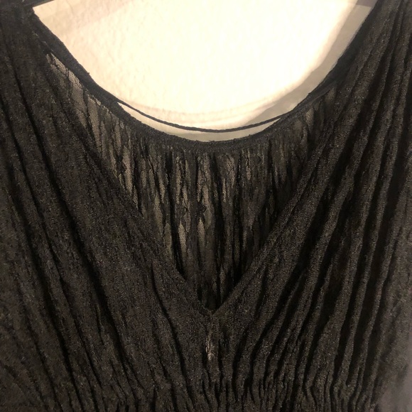 XS free people lace top. - Picture 7 of 9